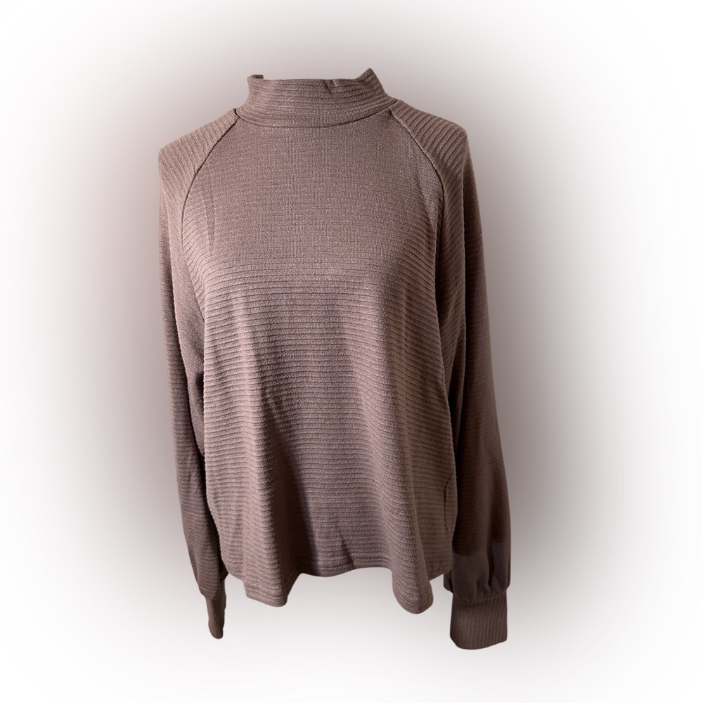NWT New In Mock Turtle Neck Knit Top.
